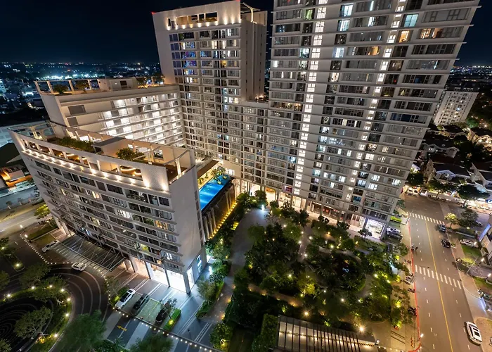 Midtown Premium Apartments