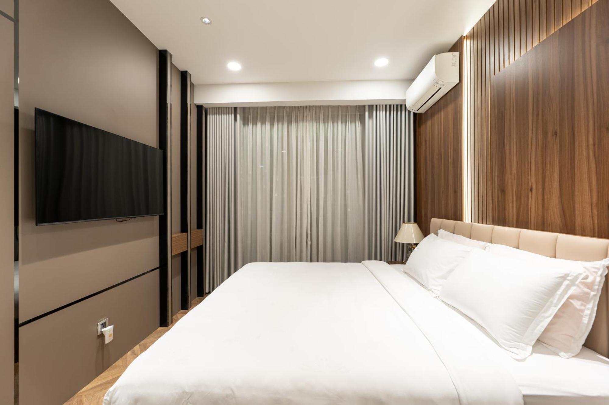 Midtown Premium